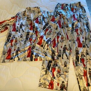 Taylor Swift Official Eras Tour Satin Pajama Set M All Eras Costumes Print